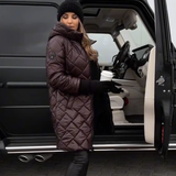 Bogna | Elegancka pikowana kurtka puchowa z kapturem