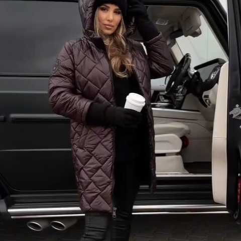 Bogna | Elegancka pikowana kurtka puchowa z kapturem