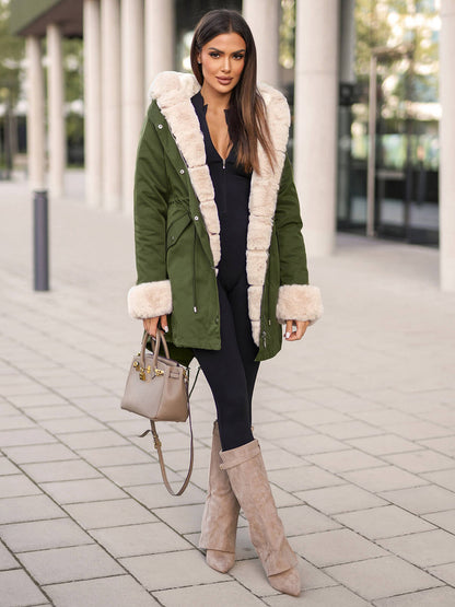 Kurtka zimowa damska z futerkiem zielona