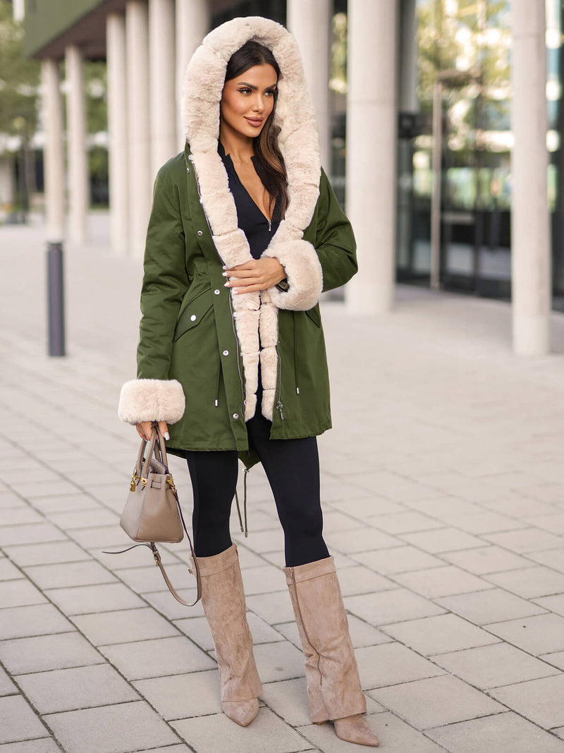 Kurtka zimowa damska z futerkiem zielona